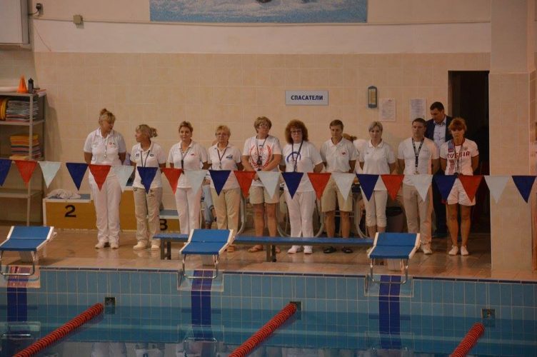 В бассейне «Шинник» cтартовал чемпионат Ярославской области по плаванию