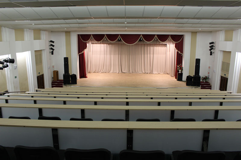 Концертный зал "Вознесенский"